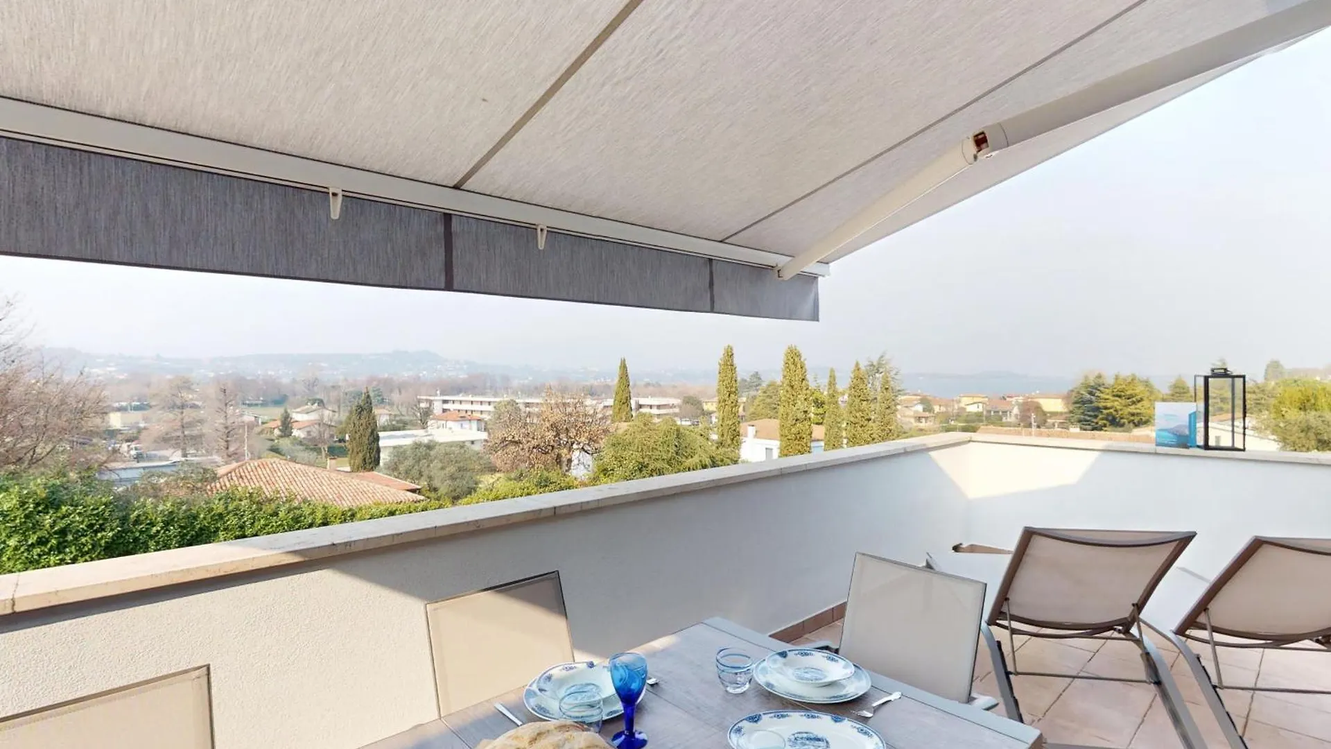 Lägenhet Appartamento Gloria By Bookinggardalake Manerba del Garda